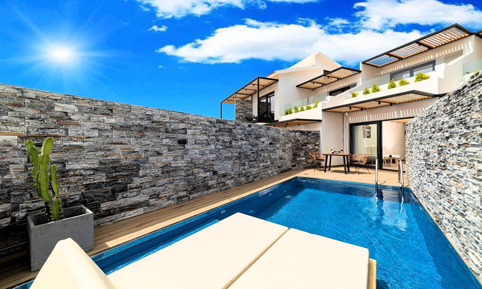 Aelia Suites อิสตรอน ภายนอก รูปภาพ